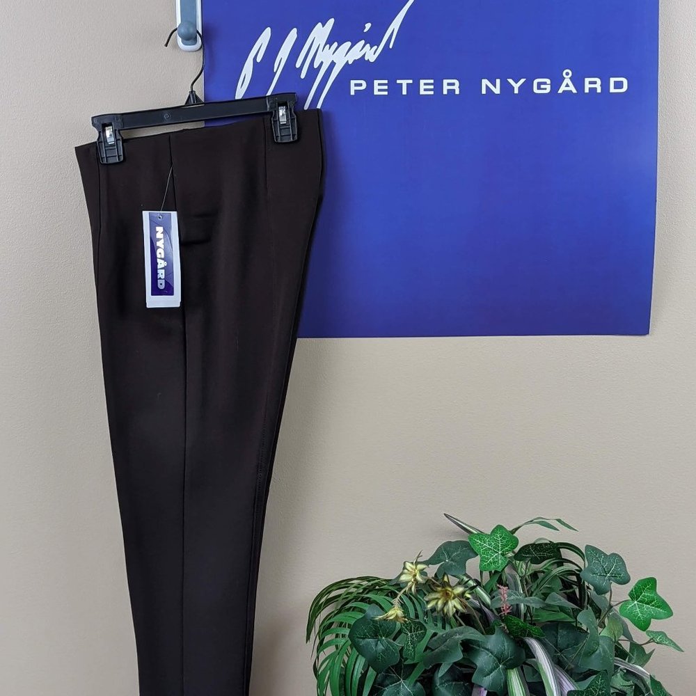 Peter Nygard Slims Womens Luxe E4 Contour Legging